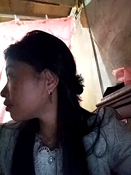 Snapshot of Hiniyk2 chatting on 02.17.26 Hiniyk2 online show from 02.17.26