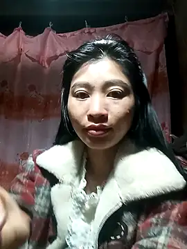 Snapshot of Hiniyk2 chatting on 02.18.26 Hiniyk2 online show from 02.18.26