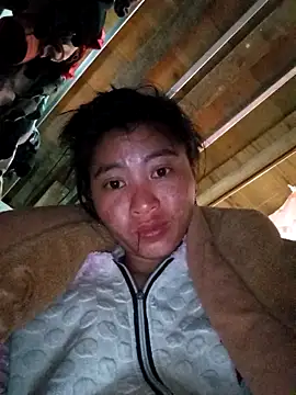 Snapshot of Hiniyk2 chatting on 02.20.26 Hiniyk2 online show from 02.20.26