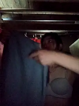 Snapshot of Hiniyk2 chatting on 02.23.26 Hiniyk2 online show from 02.23.26