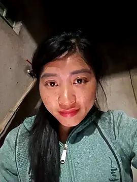 Snapshot of Hiniyk2 chatting on 03.05.26 Hiniyk2 online show from 03.05.26