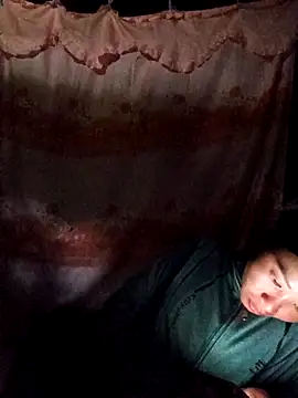 Snapshot of Hiniyk2 chatting on 03.17.26 Hiniyk2 online show from 03.17.26