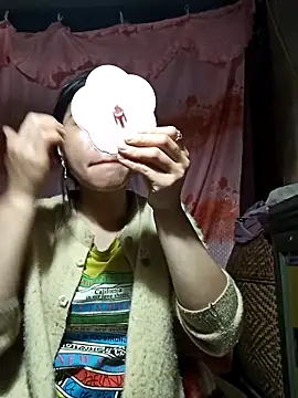 Snapshot of Hiniyk2 chatting on 03.18.26 Hiniyk2 online show from 03.18.26