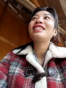 Snapshot of Hiniyk2 chatting on 03.20.26 Hiniyk2 online show from 03.20.26