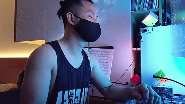 OnlyHand9x online show from 04.29.26