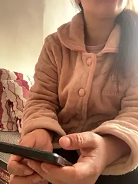 Faded pink online show from 01.14.26