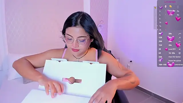 Snapshot of nina_desire_ chatting on 03.03.26 nina desire online show from 03.03.26