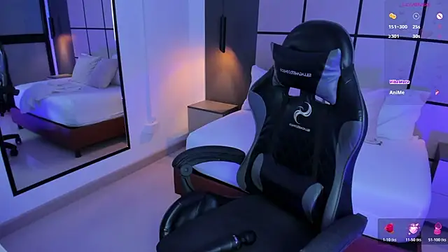 Snapshot of nina_desire_ chatting on 03.20.26 nina desire online show from 03.20.26