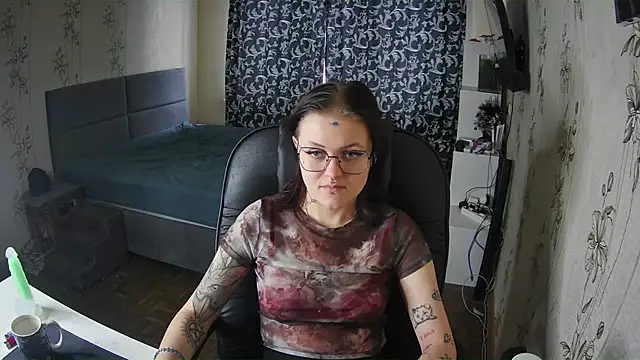 Withbeautyeyes online show from 02.01.26