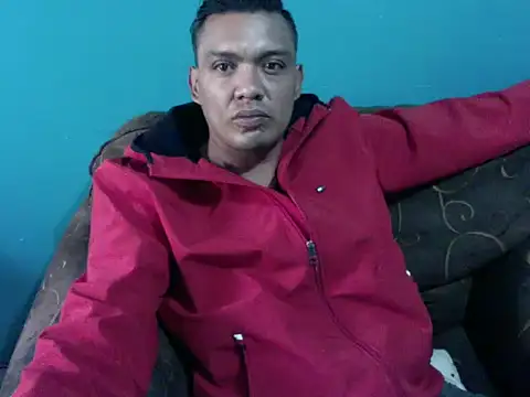 Snapshot of latinomoreno95 chatting on 02.13.26 latinomoreno95 online show from 02.13.26