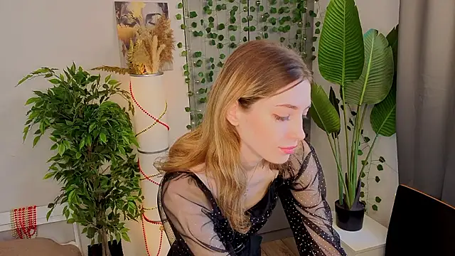 Snapshot of BrianneMallory chatting on 02.03.26 BrianneMallory online show from 02.03.26