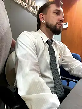 Snapshot of Chubandchaser chatting on 01.13.26 Chubandchaser online show from 01.13.26