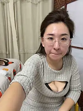 Jingjingxiang-520 online show from 02.04.26
