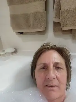 Snapshot of HotAzMilf chatting on 01.13.26 HotAzMilf online show from 01.13.26