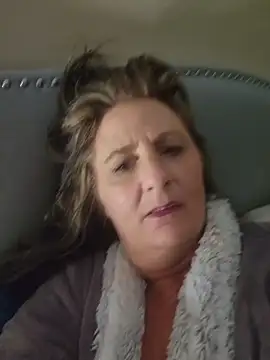 Snapshot of HotAzMilf chatting on 02.02.26 HotAzMilf online show from 02.02.26