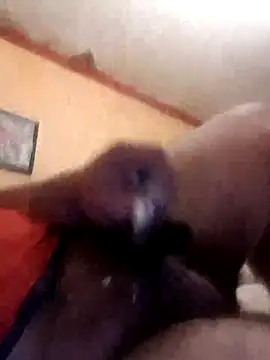 Snapshot of Robikabig20 chatting on 03.19.25 Robikabig20 online show from 03.19.25