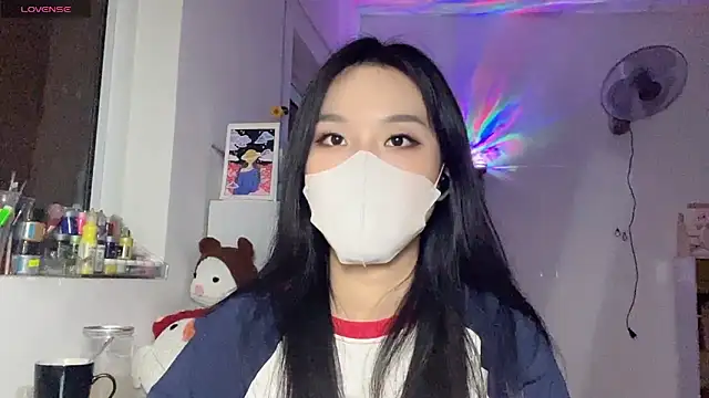 Tieu-May online show from 04.26.26