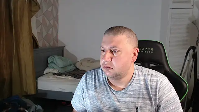 Snapshot of thetalldude265 chatting on 01.11.26 thetalldude265 online show from 01.11.26