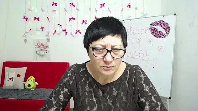 EmilyL0ve online show from 04.29.26