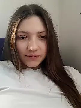 Snapshot of LunaTori456 chatting on 01.13.26 LunaTori456 online show from 01.13.26