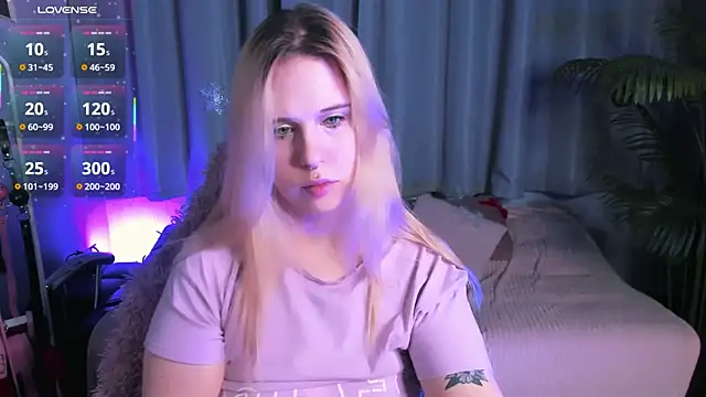  FrostLuna online show from 01.17.26