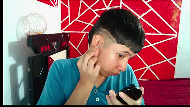 Snapshot of DIDIER_777 chatting on 02.17.26 DIDIER 777 online show from 02.17.26