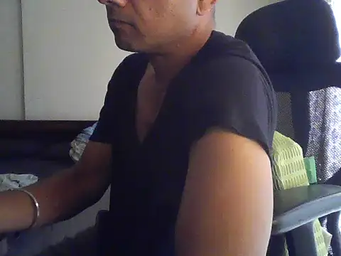 Snapshot of Moh-Moksha chatting on 02.18.26 Moh-Moksha online show from 02.18.26