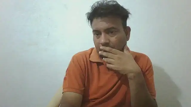 Snapshot of KUMA_500 chatting on 04.16.26 KUMA 500 online show from 04.16.26