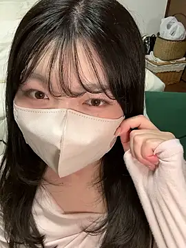   Yui  online show from 04.05.26