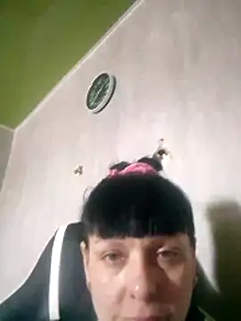 DebbieWhite online show from 02.04.26