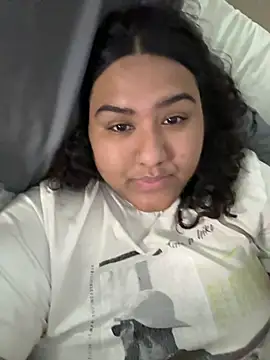 Snapshot of Angeliccreamyrican chatting on 06.21.26 Angeliccreamyrican online show from 06.21.26