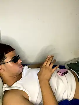 Snapshot of lzinho9153 chatting on 02.09.26 lzinho9153 online show from 02.09.26