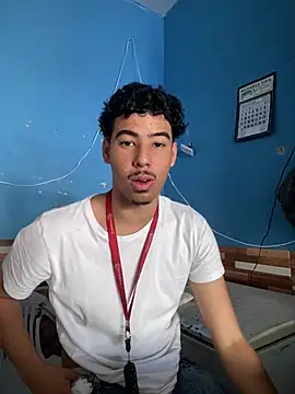 lzinho9153 online show from 05.05.26