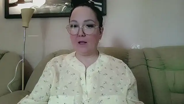Snapshot of infinity_loveliness chatting on 06.17.26 infinity loveliness online show from 06.17.26
