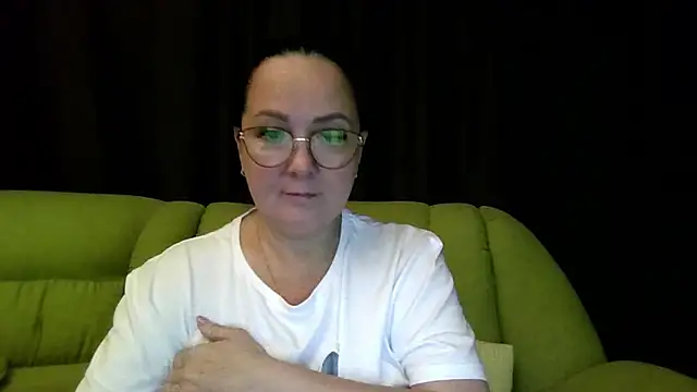 Snapshot of infinity_loveliness chatting on 06.18.26 infinity loveliness online show from 06.18.26
