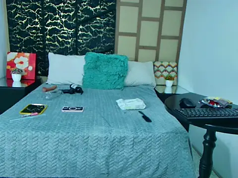 Snapshot of MelodyRouse chatting on 02.26.26 MelodyRouse online show from 02.26.26