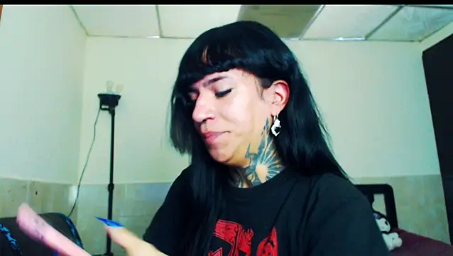 jazmin wolf online show from 02.26.26