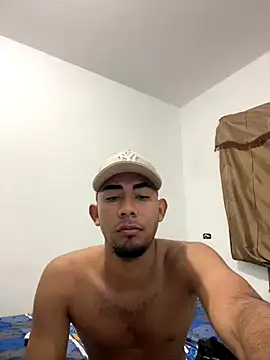 Snapshot of youngalexofficial chatting on 01.06.26 youngalexofficial online show from 01.06.26