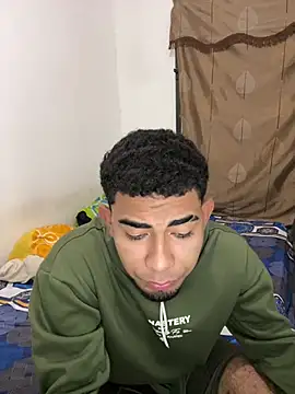 Snapshot of youngalexofficial chatting on 02.12.26 youngalexofficial online show from 02.12.26