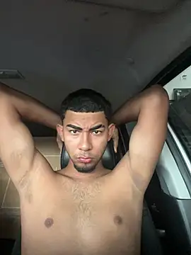 Snapshot of youngalexofficial chatting on 03.08.26 youngalexofficial online show from 03.08.26