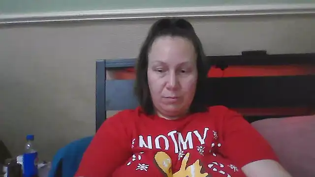 Snapshot of DallaStone chatting on 12.28.24 DallaStone online show from 12.28.24
