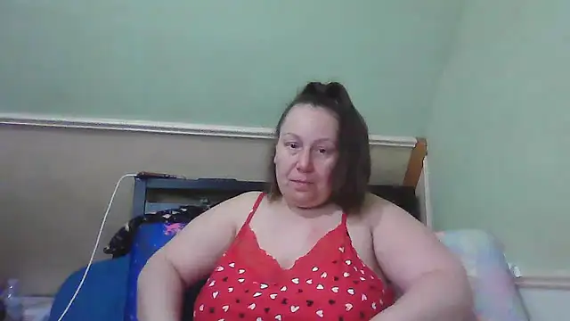 Snapshot of DallaStone chatting on 02.22.25 DallaStone online show from 02.22.25