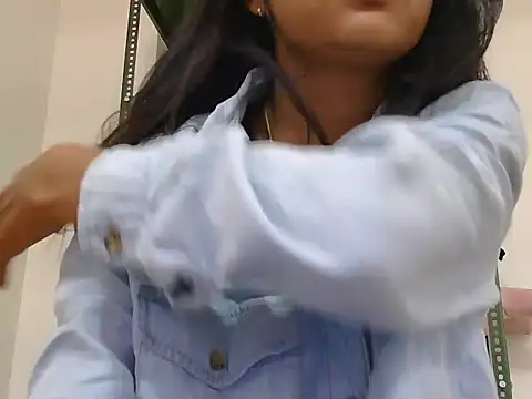 Snapshot of hina_001 chatting on 02.01.26 hina 001 online show from 02.01.26