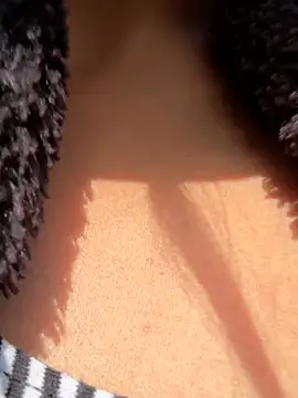 Snapshot of Debbie_girl chatting on 02.04.26 Debbie girl online show from 02.04.26