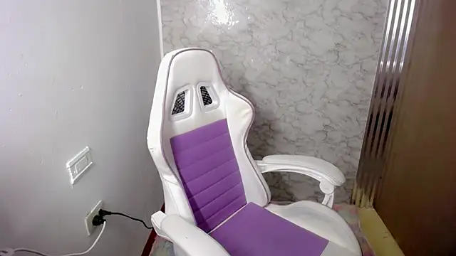 Snapshot of Scarleta01 chatting on 01.14.26 Scarleta01 online show from 01.14.26