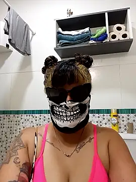 Snapshot of lovely-andrea chatting on 01.14.26 lovely-andrea online show from 01.14.26