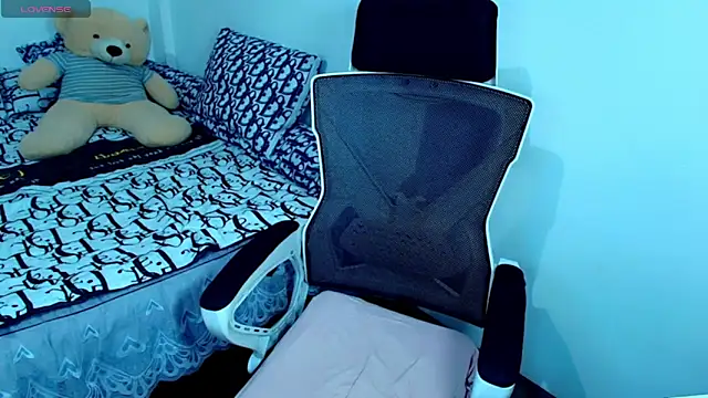 heavenmadechloe online show from 02.01.26