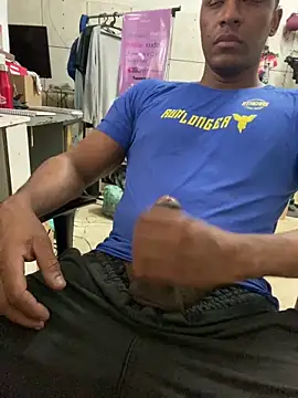 Snapshot of Betobob chatting on 02.13.26 Betobob online show from 02.13.26