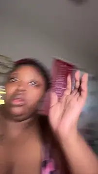 Chocolatebunnyxx96 online show from 02.15.26