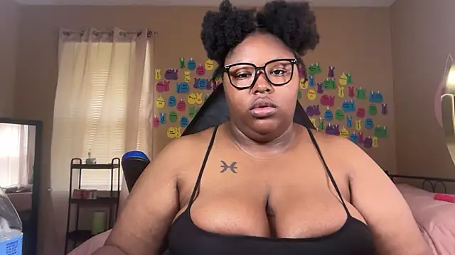 Chocolatebunnyxx96 online show from 06.09.26